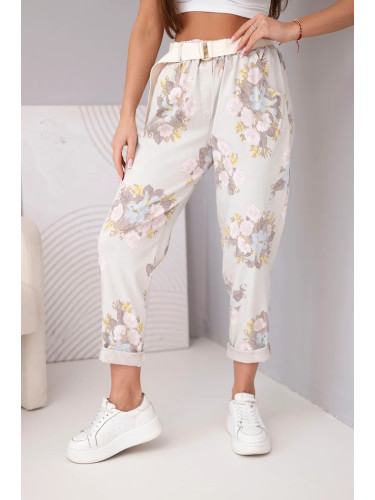 Дамски панталон Kesi с флорален принт и колан, бежов