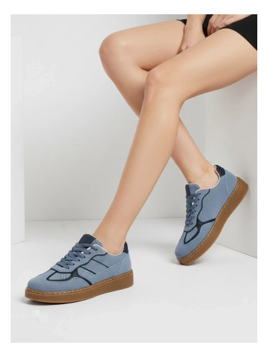 Дамски боти с връзки