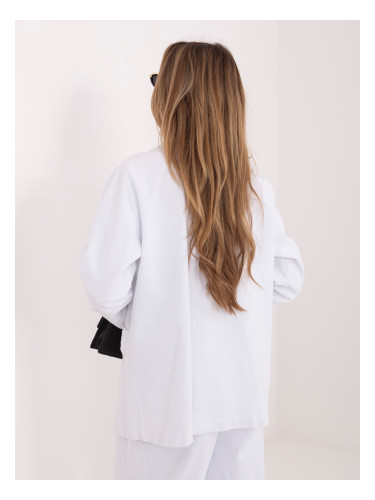 Бял едноредно кадифено сако