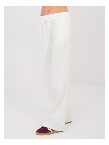 Дамски широки екрю панталони