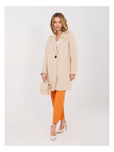 Бежово палто с едно копче