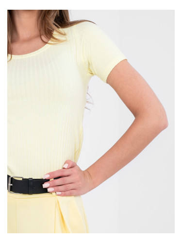 Пастелно жълта базова блуза