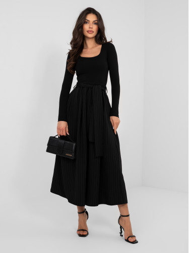 Черна миди пола с джобове