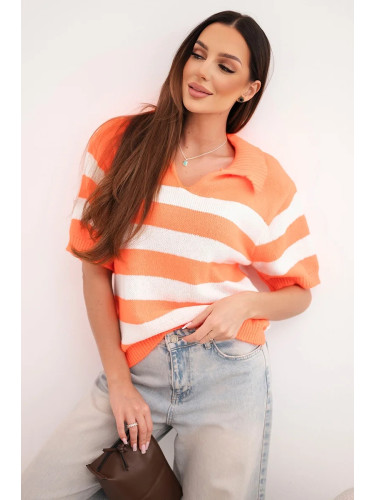 Дамски раиран пуловер с яка