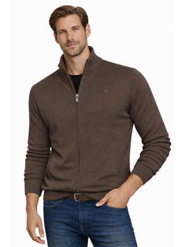 Мъжки пуловер с отворена врата - кафяв