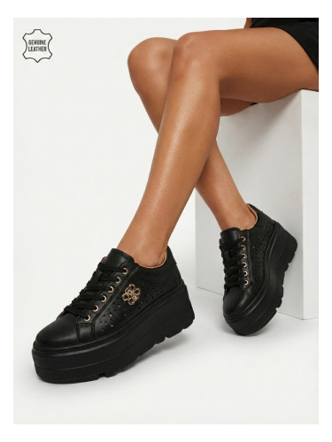 Дамски спортни маратонки от естествена кожа