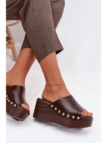 Дамски сандали на платформа с кожен дизайн