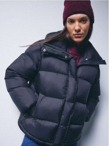 Mohito - Капитонирано яке със синтетичен пълнеж - черен