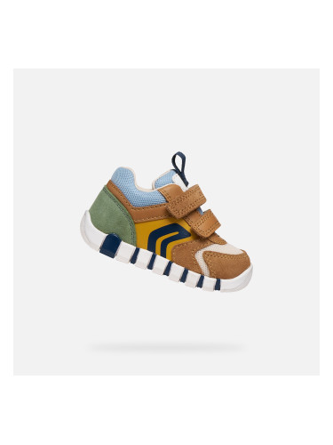 Кафяви момчешки маратонки Geox Iupidoo