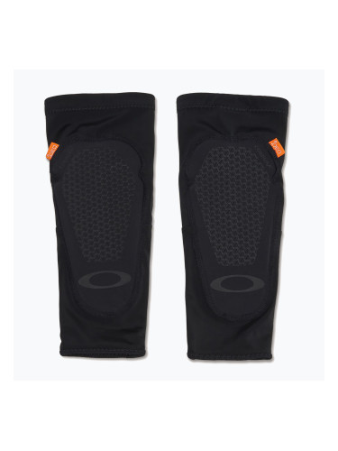 Oakley All Mountain D30 Лакътни протектори за велосипед blackout