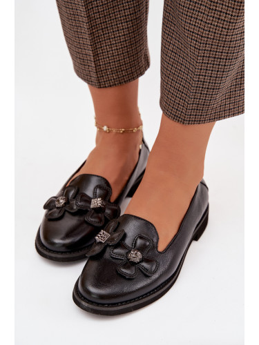 Дамски мокасини с декоративни цветя