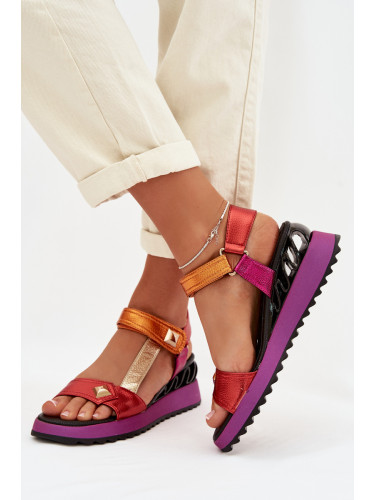 Дамски кожени сандали на платформа D&A