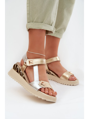 Дамски кожени сандали на платформа