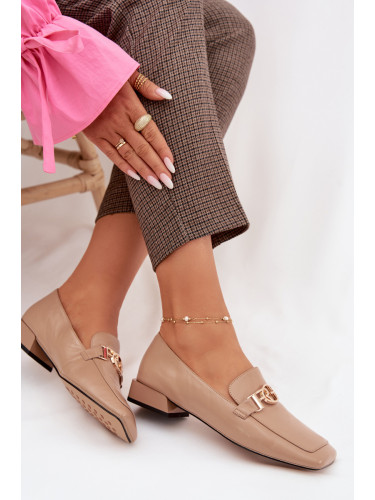 Дамски кожени мокасини с декоративни детайли