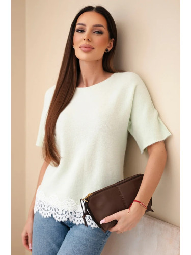 Къс пуловер с дантела в цвят мента