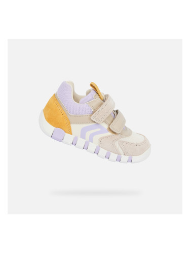 Бежови детски маратонки Geox Iupidoo