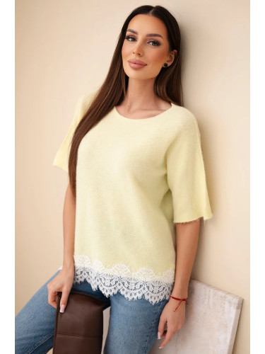 Дамски пуловер с къс ръкав и дантела, жълт