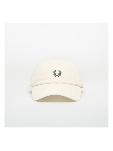 Шапка FRED PERRY Pique Classic Cap Ecru/ Grassroots Universal