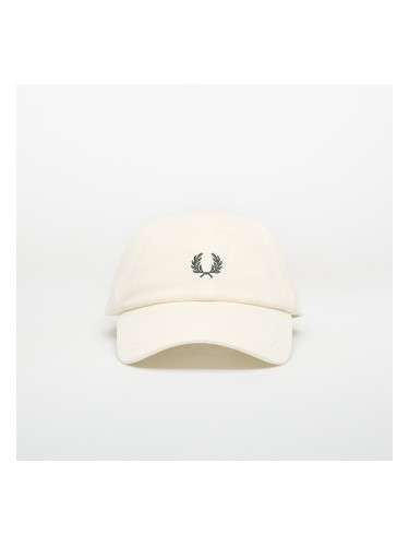Шапка FRED PERRY Pique Classic Cap Ecru/ Grassroots Universal