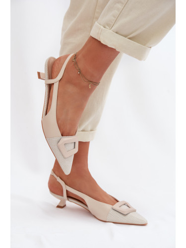 Дамски бежови сандали на нисък ток