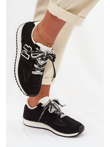 Дамски маратонки с декоративни връзки