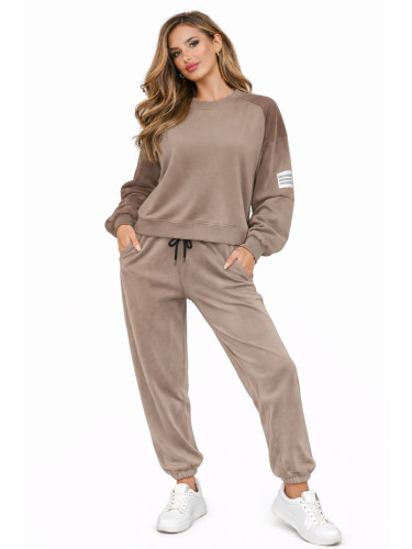 Дамски кадифен анцуг - светлокафяв