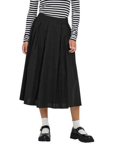 Само ще къси панталони