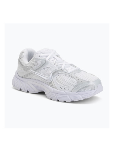 Дамски обувки Nike V5 RNR white/black/metallic silver/white