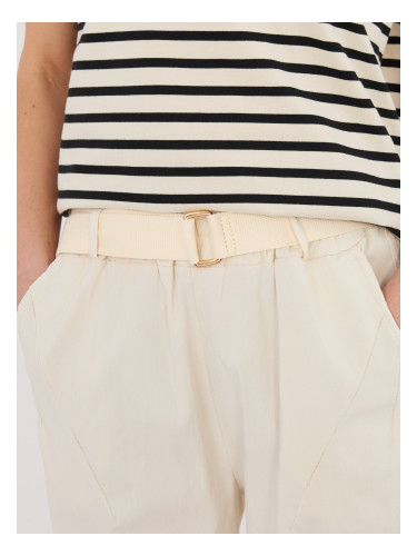 Светлобежови панталони с висока талия