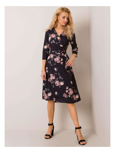 Черна миди рокля с цветя