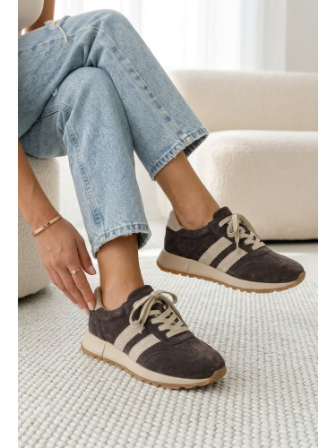 Дамски маратонки EVENTO от естествен велур