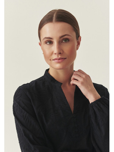 Тъмносиня блуза с бродерия Tanti Tatuum