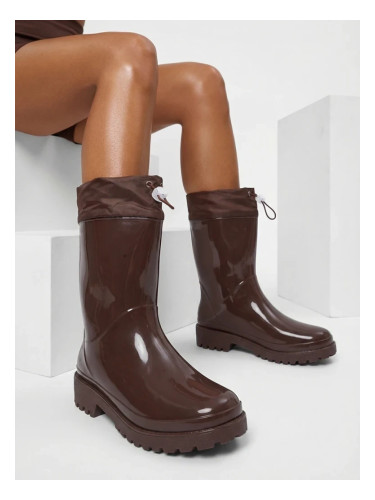 Дамски лачени ботуши Resti