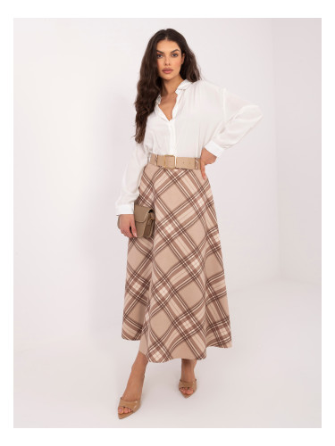 Бежова елегантна пола-калъф