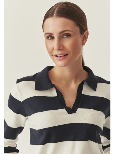 Тъмносиньосен пуловер с вискоза Pola Tatuum