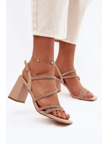 Дамски сандали на блоков ток, бежови