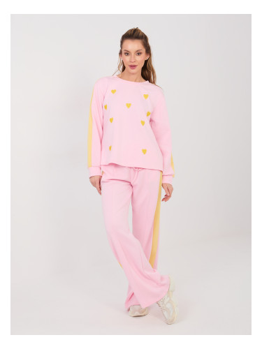 Светлорозови анцузи с райета