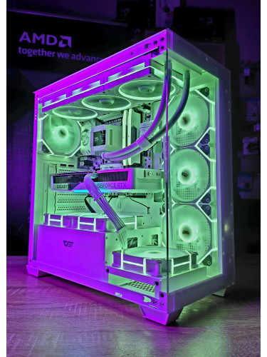 RTX 5070TI / Ryzen 7 9950x3d / 64GB DDR5 / 2TB NVMe - Геймърски компют