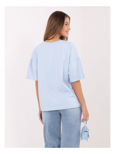 Светлосиня тениска с голям размер
