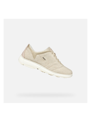 Бежови дамски маратонки Geox Nebula 2.0