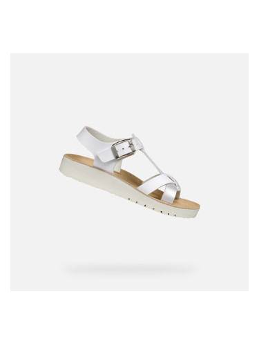 Бели сандали за момичета Geox