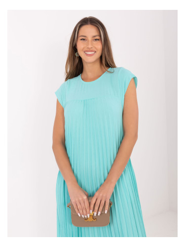 Ментова рокля с плисета