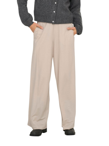 Само дамски дънкови шорти