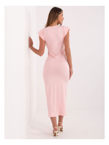 Светло розова драпирана рокля