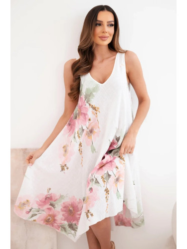 Дамска рокля Kesi Włoski с V-образно деколте и флорален мотив