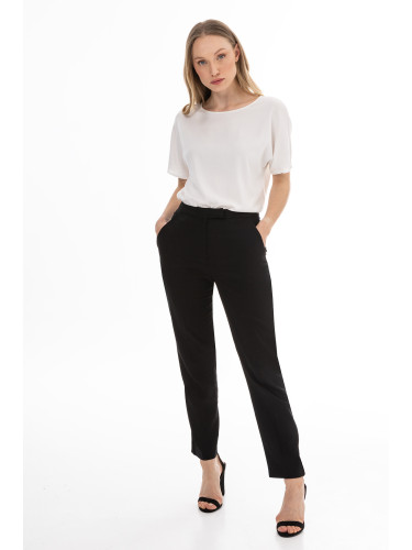 Дамски ленен панталон Awama A773