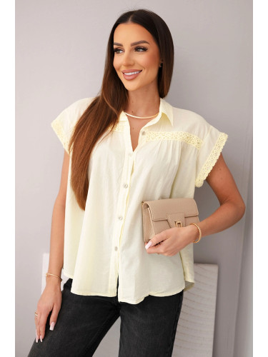 Дамска блуза тип риза с дантела, жълта