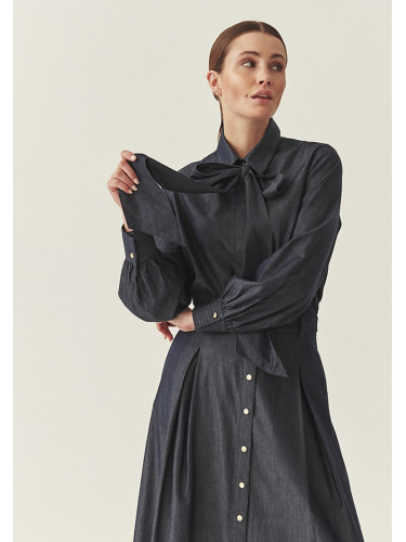 Тъмносина памучна риза с вратовръзка