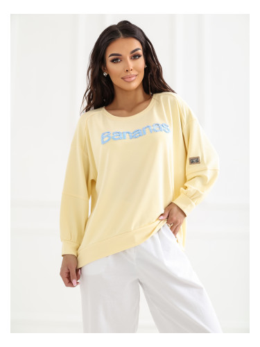 Жълт дамски суитшърт, изработен от мек материал