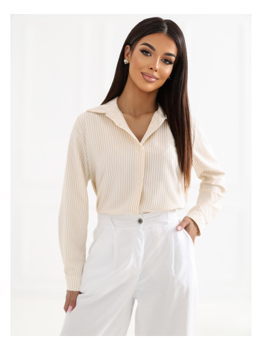 Бежова риза с дълъг ръкав и копчета
